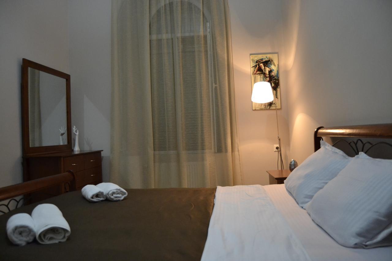 Apartment Georgia Тбилиси Екстериор снимка
